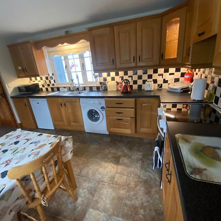 Cheerful 3 Bedroom Country Farm House Ennis Exterior foto