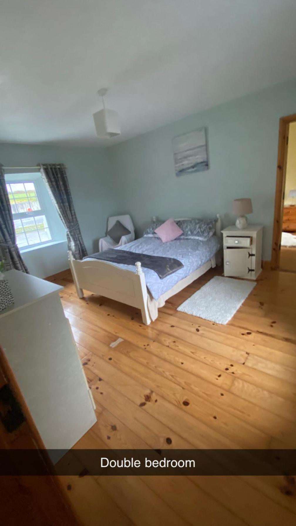 Cheerful 3 Bedroom Country Farm House Ennis Exterior foto